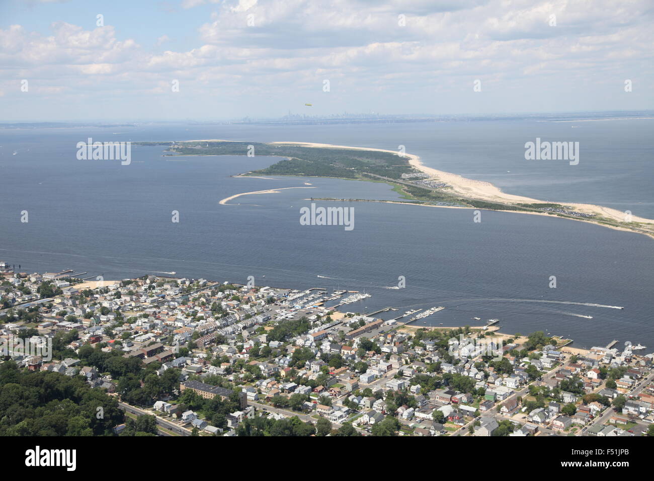 Luftbild von Atlantic Highlands, New Jersey, und Gateway National Recreation Area / Sandy Hook (Post Hurrikan Sandy) Stockfoto