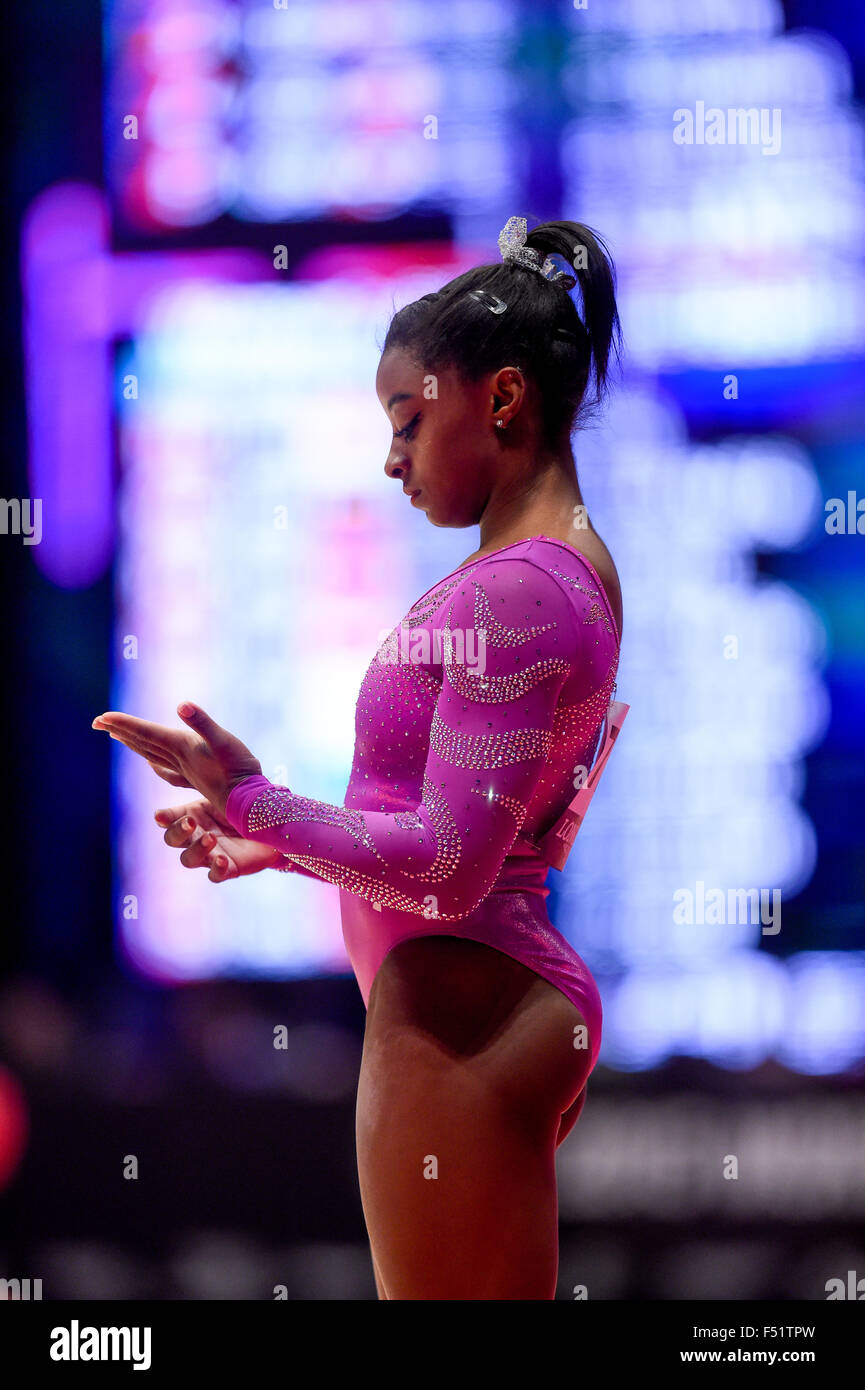 Gymnastik World Championships Womens Qualifikationen 24.10.15. Simone Biles der USA Stockfoto