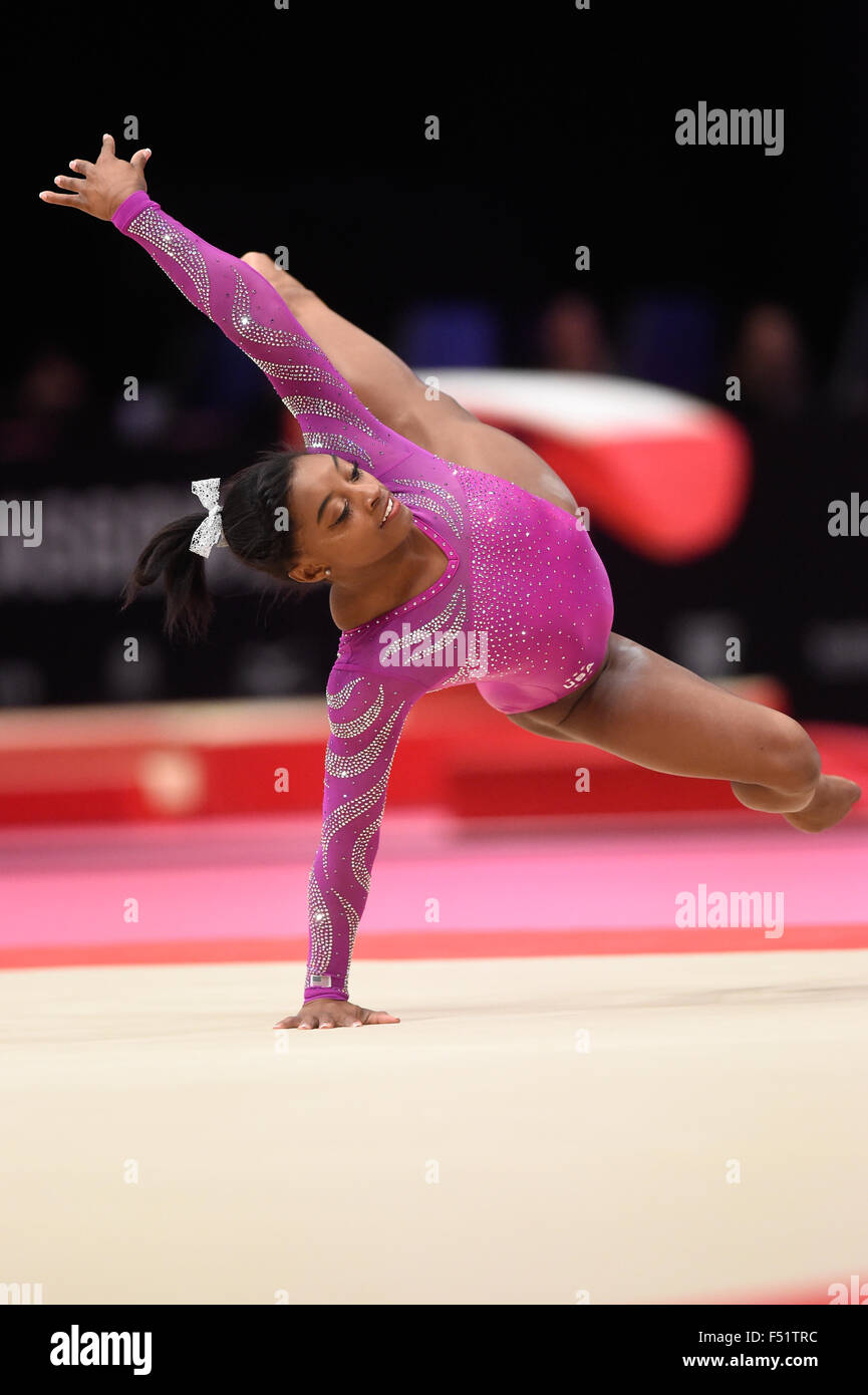 Gymnastik World Championships Womens Qualifikationen 24.10.15. Simone Biles der USA Stockfoto