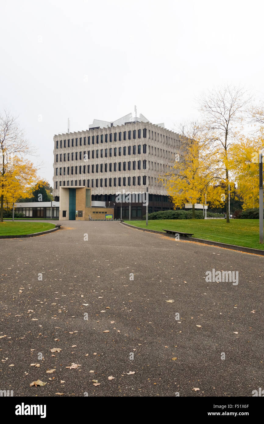 Der konkrete Rathaus Stadt oder Rathaus von Sittard, Limburg, Niederlande. Stockfoto