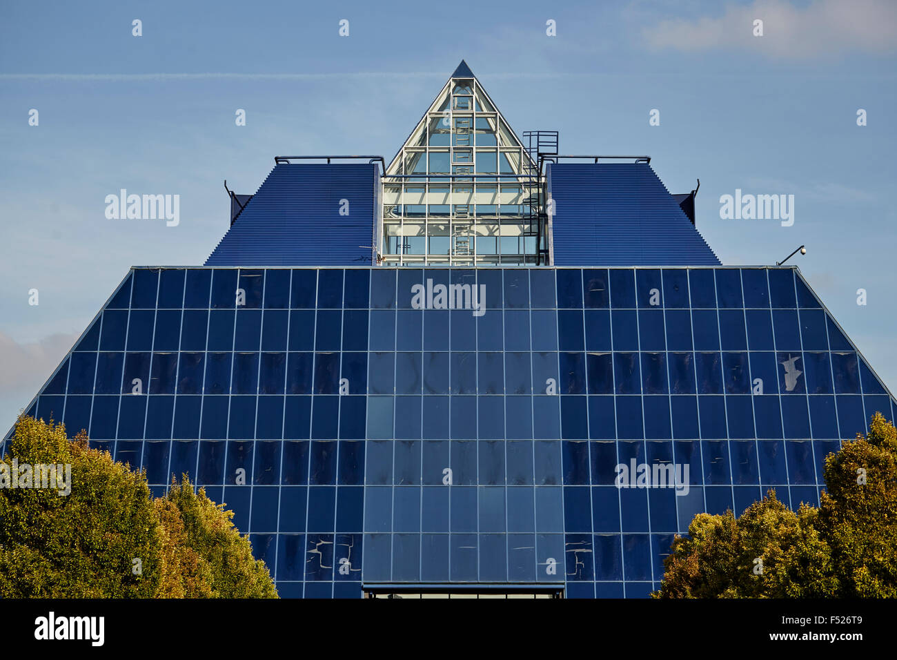 Ursprünglich ging ein 20 m Stockport Entwurf für fünf Pyramiden bekannt als "Kings Valley", aber die Entwickler Büste und die einzige pyrami Stockfoto