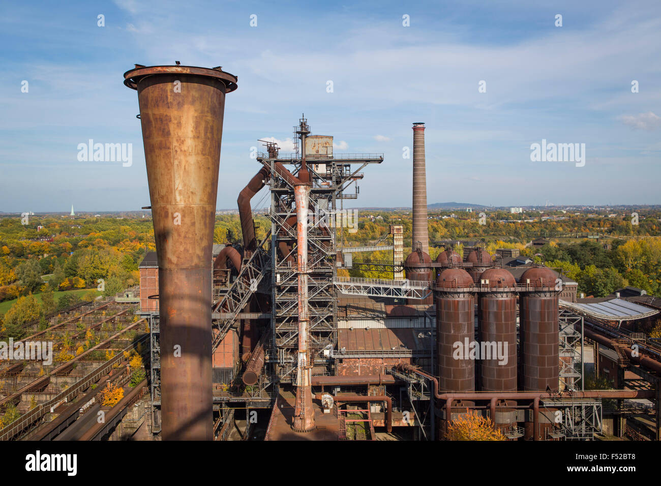 Industriekultur-Installationen in der Landschaft Park Duisburg Nord, Deutschland, ehemalige Thyssen-Firma Stockfoto