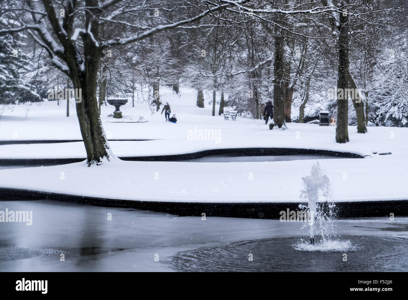 Buxton Pavillon Garten im winter Stockfoto