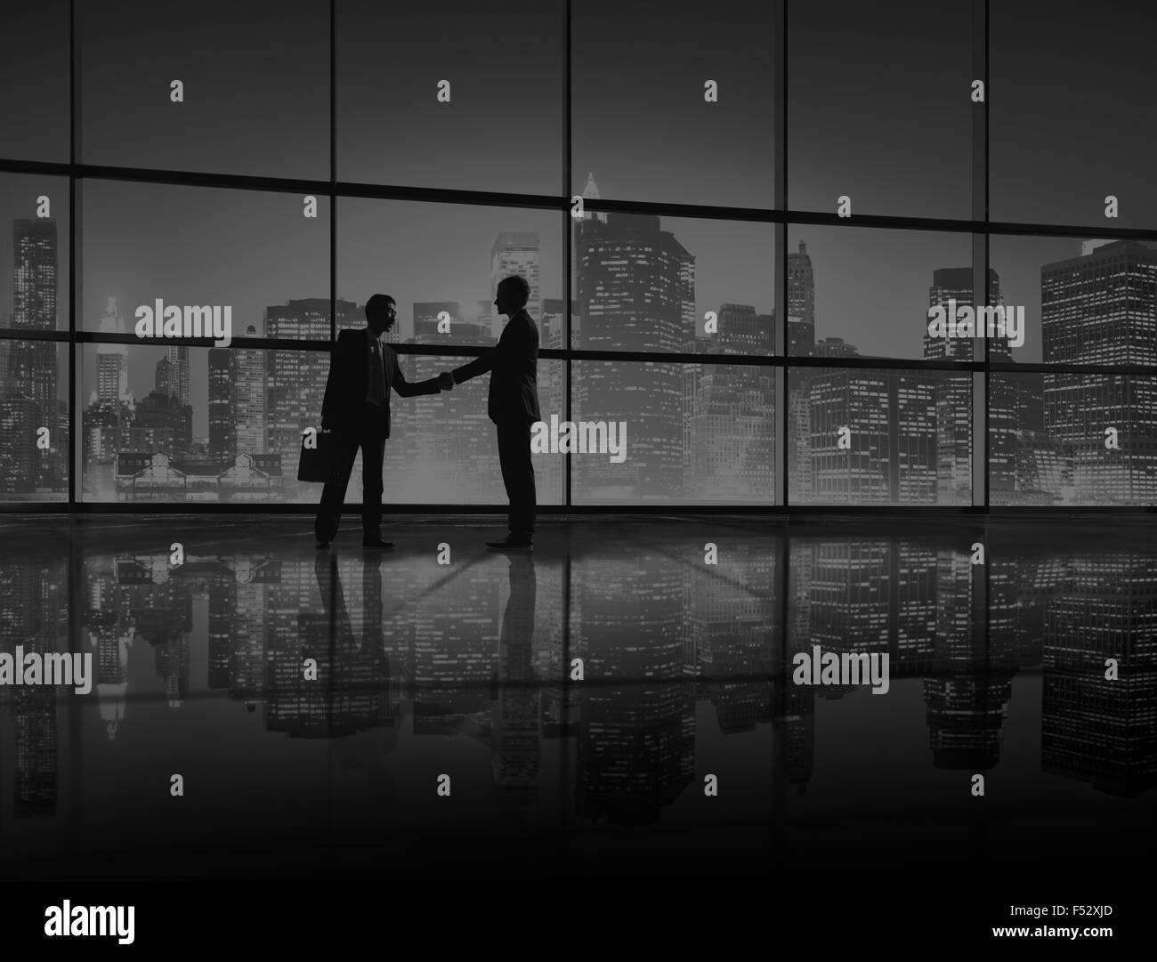 Menschen-Handshake Silhouette Geschäftskonzept Stockfoto
