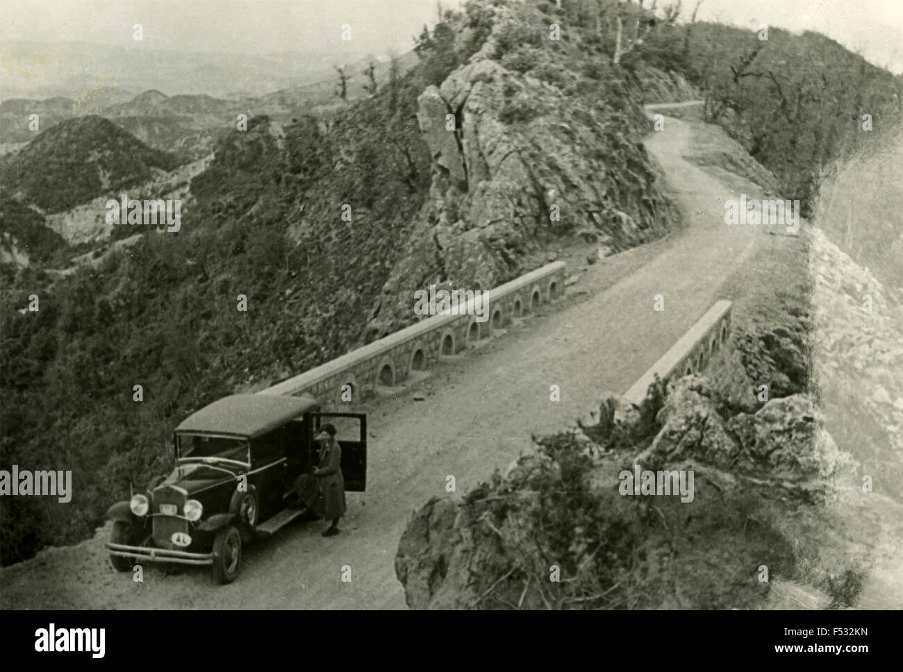 Die neue Straße zwischen Elbasan und Tirana, Albanien Stockfoto