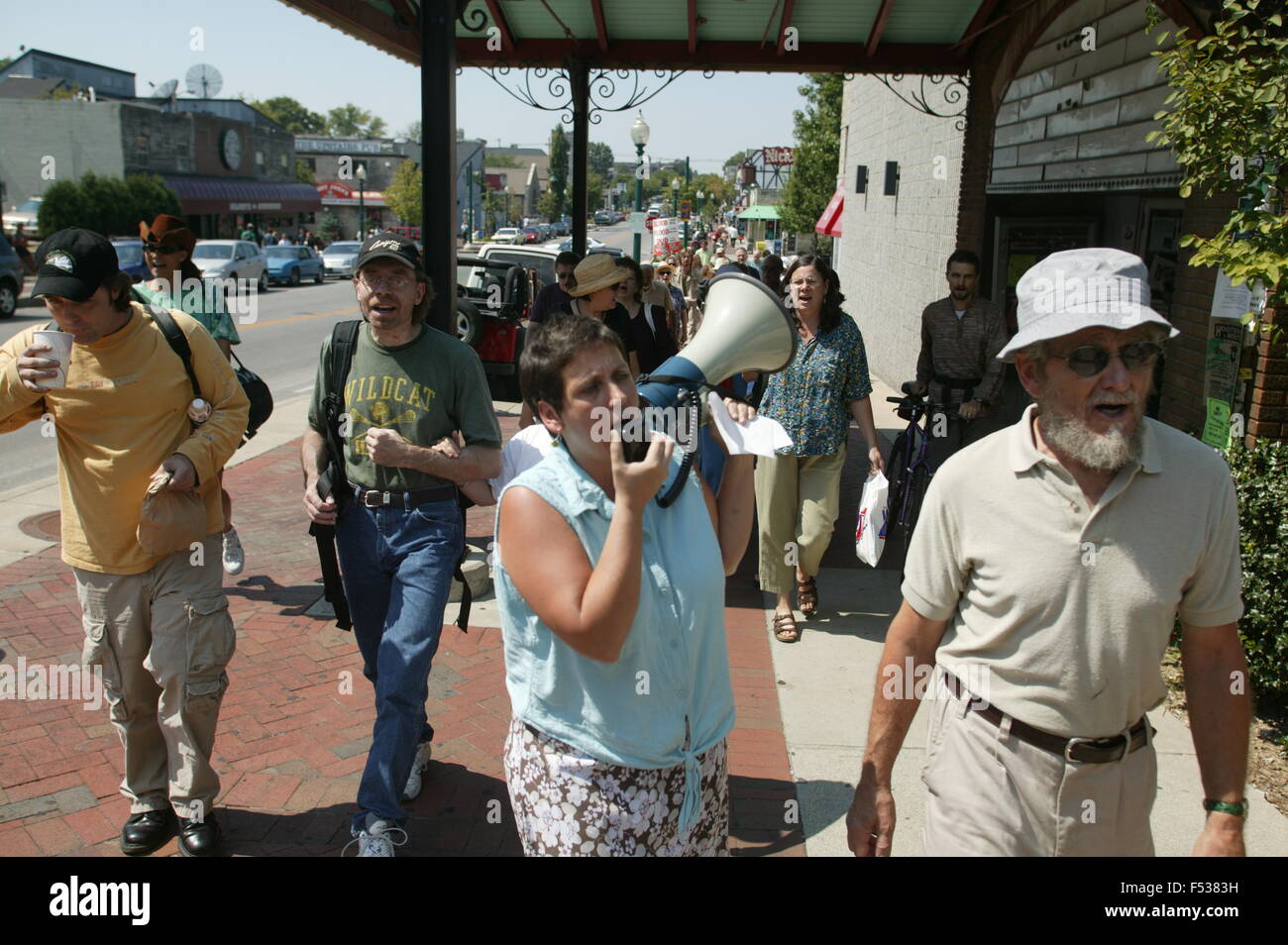 während Anti-Kriegs-Proteste gegen den Krieg im Irak und w. von Cindy Sheehan während 2005 geführt. Stockfoto