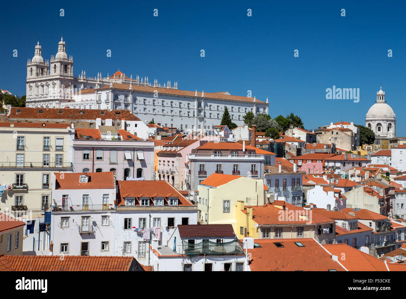 Kirche Sao Vincente von Fora über die Alfama Viertel von Lissabon, Portugal Stockfoto