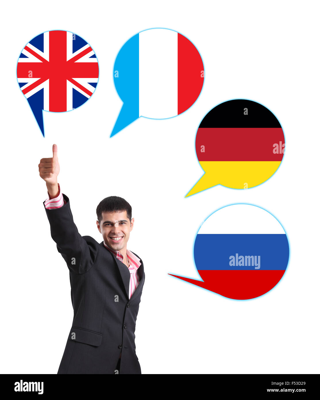 Junger Mann umgeben von Dialog Bläschen mit Länder-Fahnen. Deutschland, Großbritannien, Russland, Tschechien. Erlernen von Fremdsprachen c Stockfoto