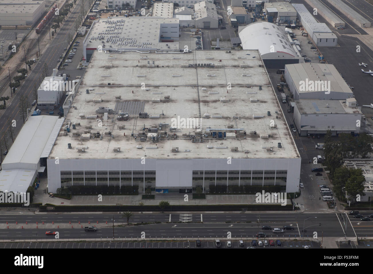 Tesla/Space X Hauptsitz in Hawthorne CA Antenne Stockfoto