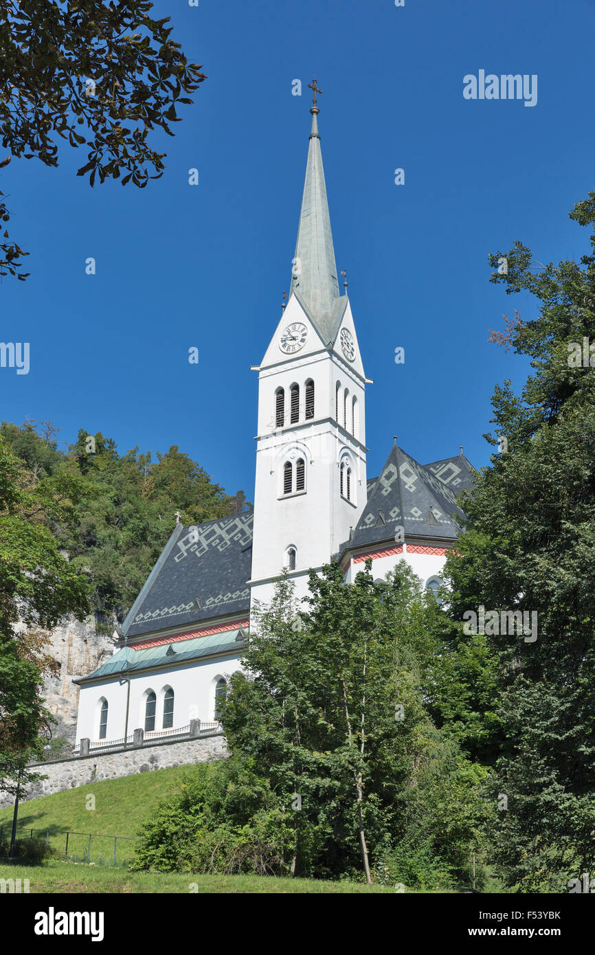 Neo gotischen Pfarrkirche Sankt Martin am Bleder See in Slowenien Stockfoto