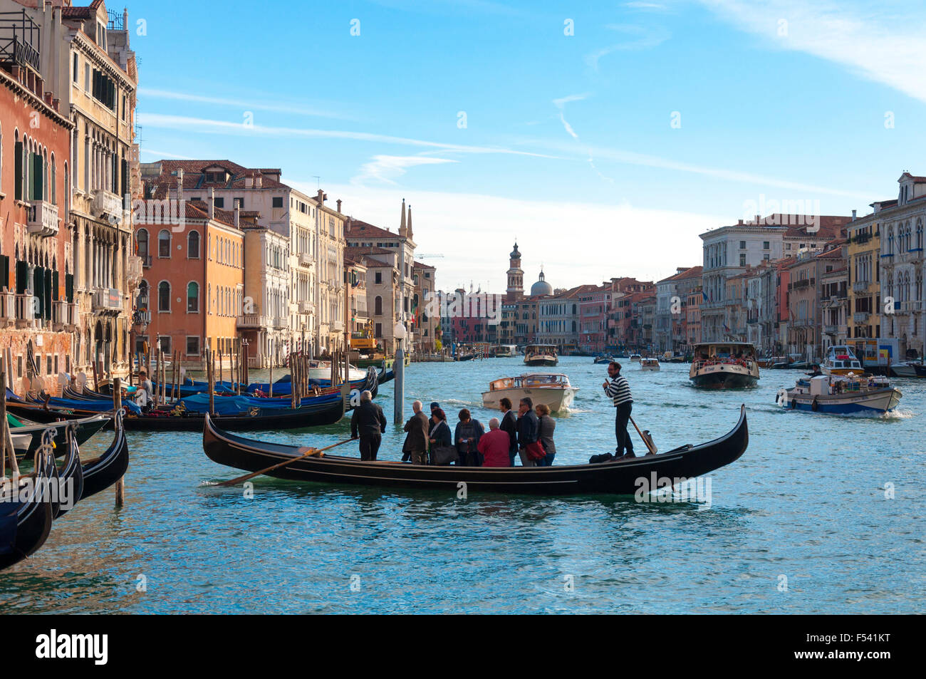 Traghetto di San Tomà (Sestiere di San Polo) am Canal Grande in Venedig, Italien Stockfoto