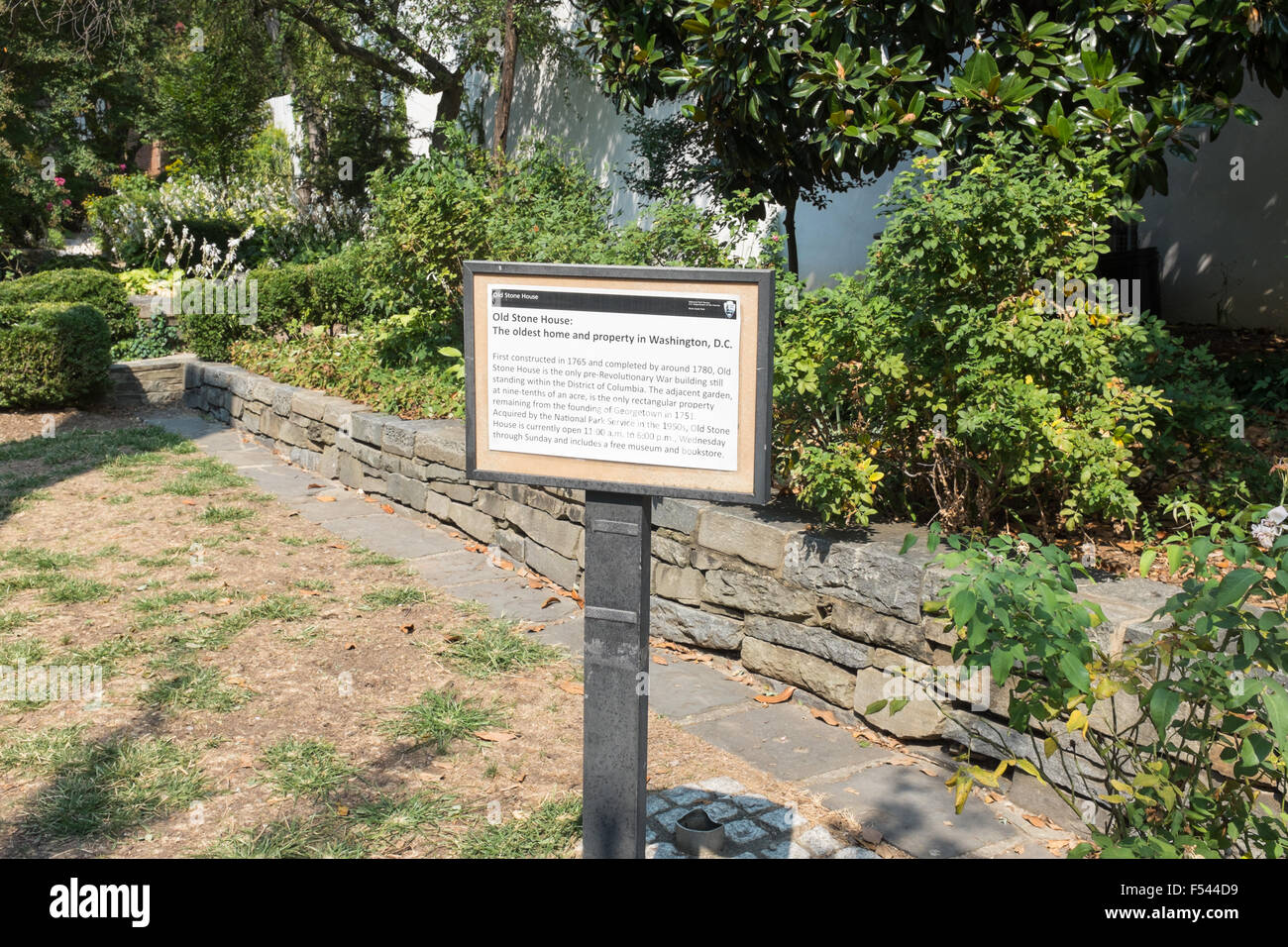 Das alte Steinhaus in Georgetown ist das älteste Bauwerk auf den ursprünglichen Fundamenten in Washington, D.C. und wurde erbaut im Jahre 1765 Stockfoto