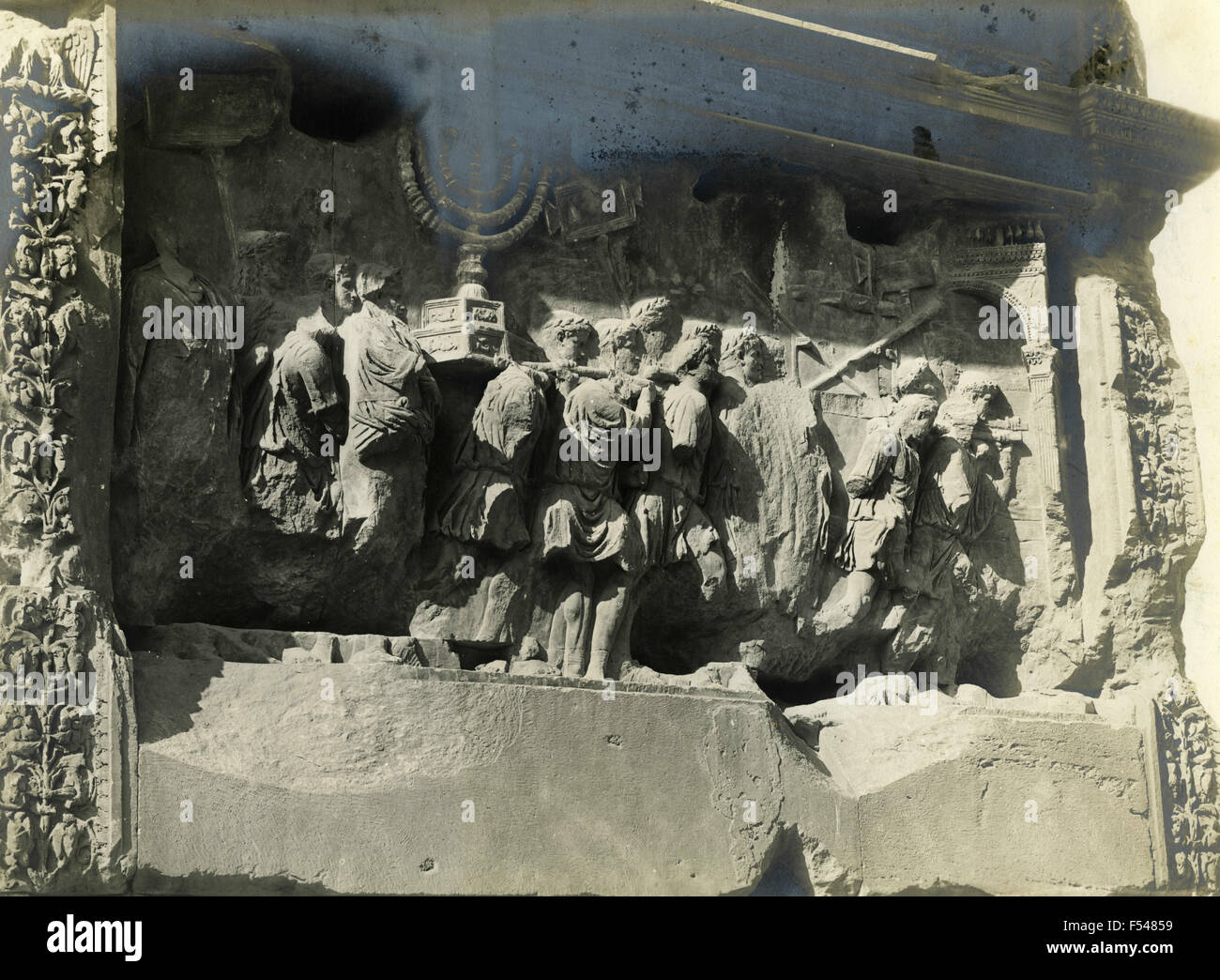 Bogen von Titus, Kerzenleuchter, Rom, Italien Stockfoto