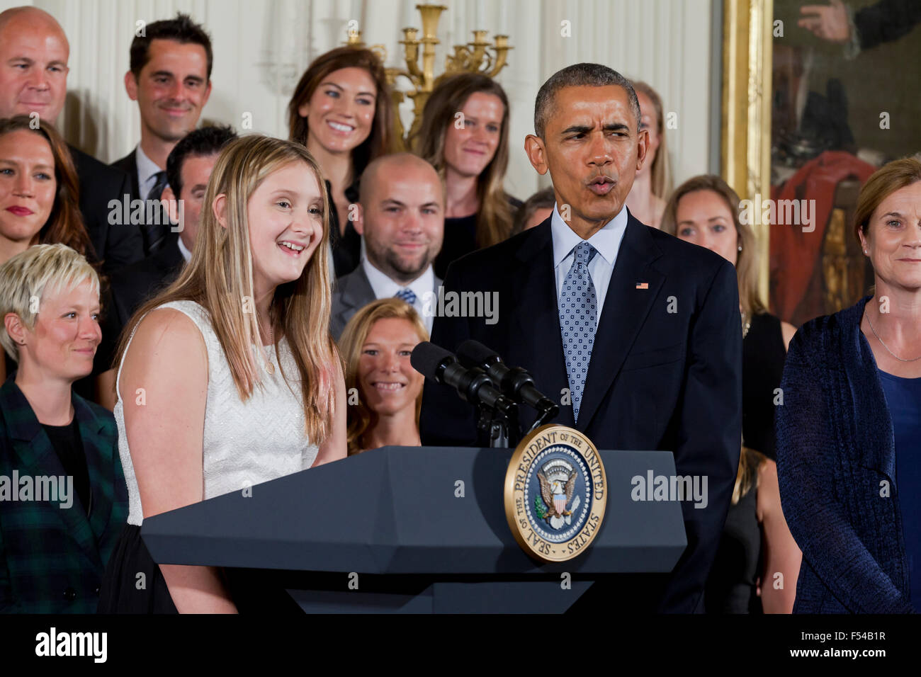 Washington, DC, USA. 27. Oktober 2015. Präsident Obama ehrt uns Frauen-Fußballmannschaft am weißen Haus Kredit: B Christopher/Alamy Live News Stockfoto