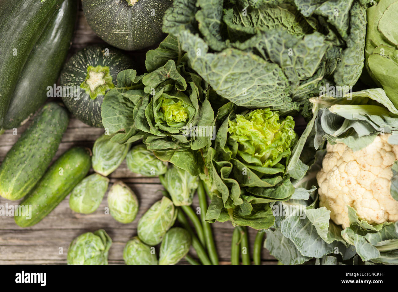 Sortiment von grünem Gemüse Stockfoto