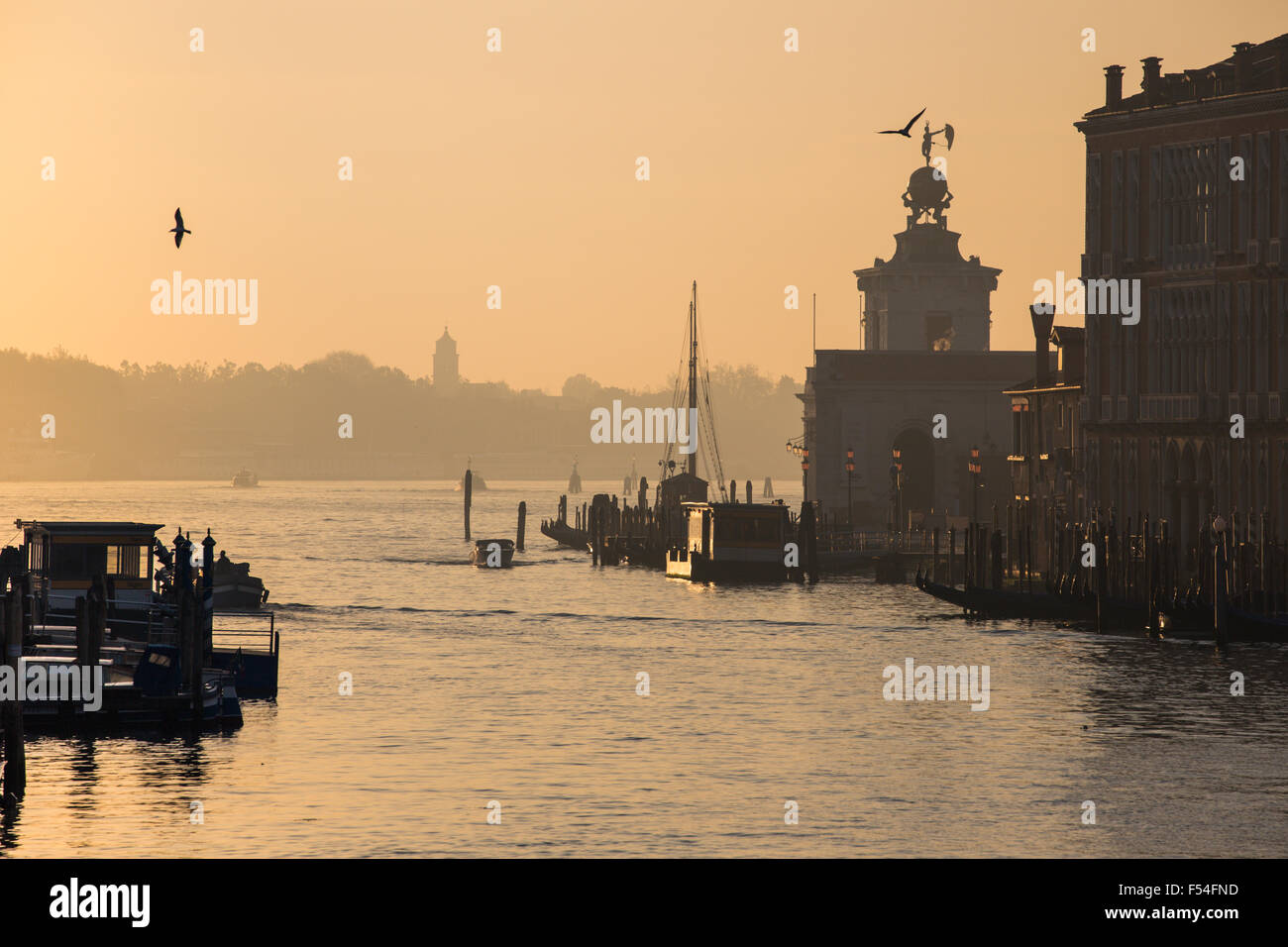 Sonnenaufgang am Canal Grande, Venedig, Italien Stockfoto