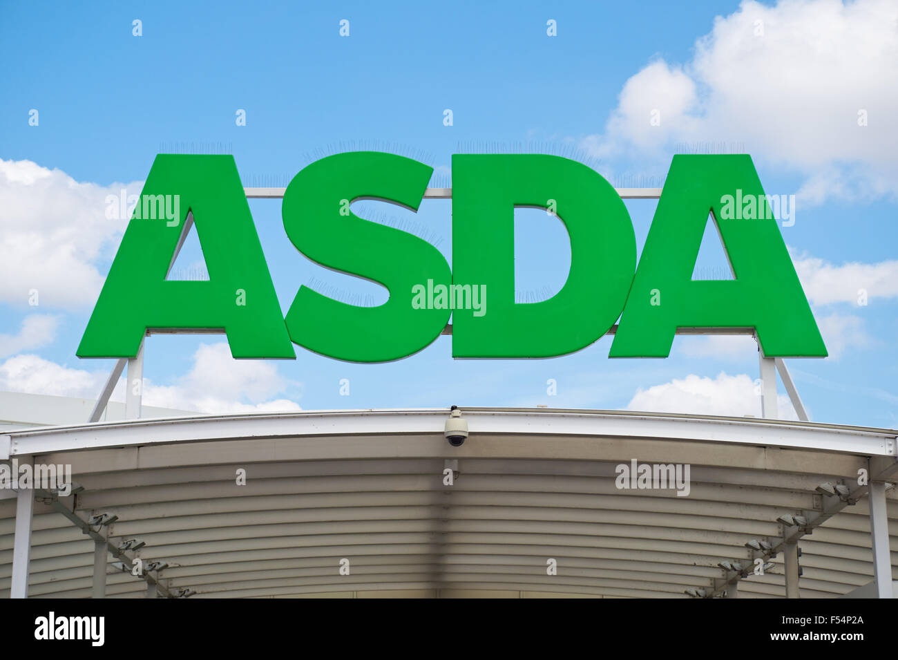 Asda Store in London England Vereinigtes Königreich Großbritannien Stockfoto