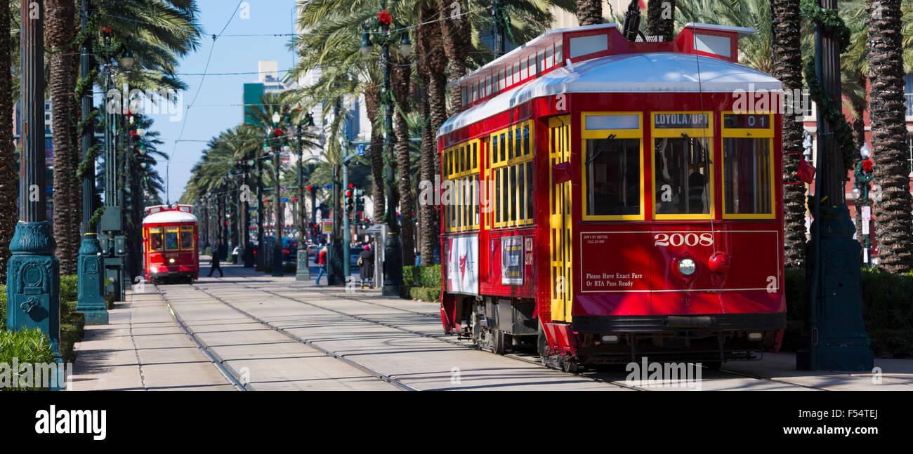 Straßenbahnen in der Canal Street in New Orleans, Louisiana, USA Stockfoto