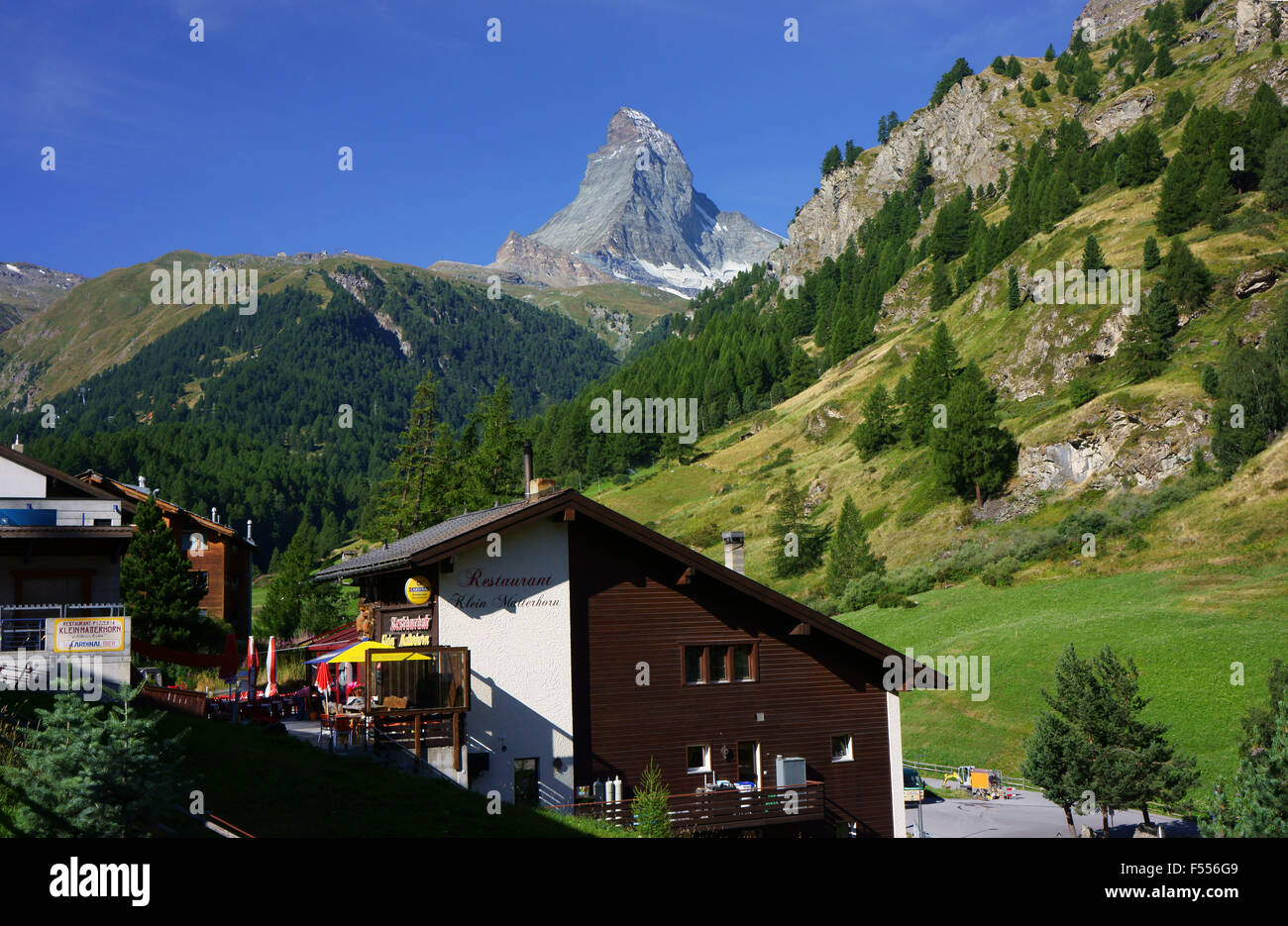 Stadt Zermatt mit Matterhorn, Sommer, Wallis, Wallis, Alpen, Schweiz Stockfoto