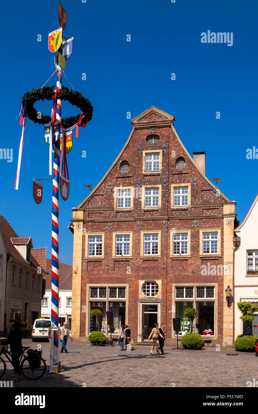 Europa, Deutschland, Nordrhein-Westfalen, Warendorf, Haus am Marktpatz in der Altstadt. Stockfoto
