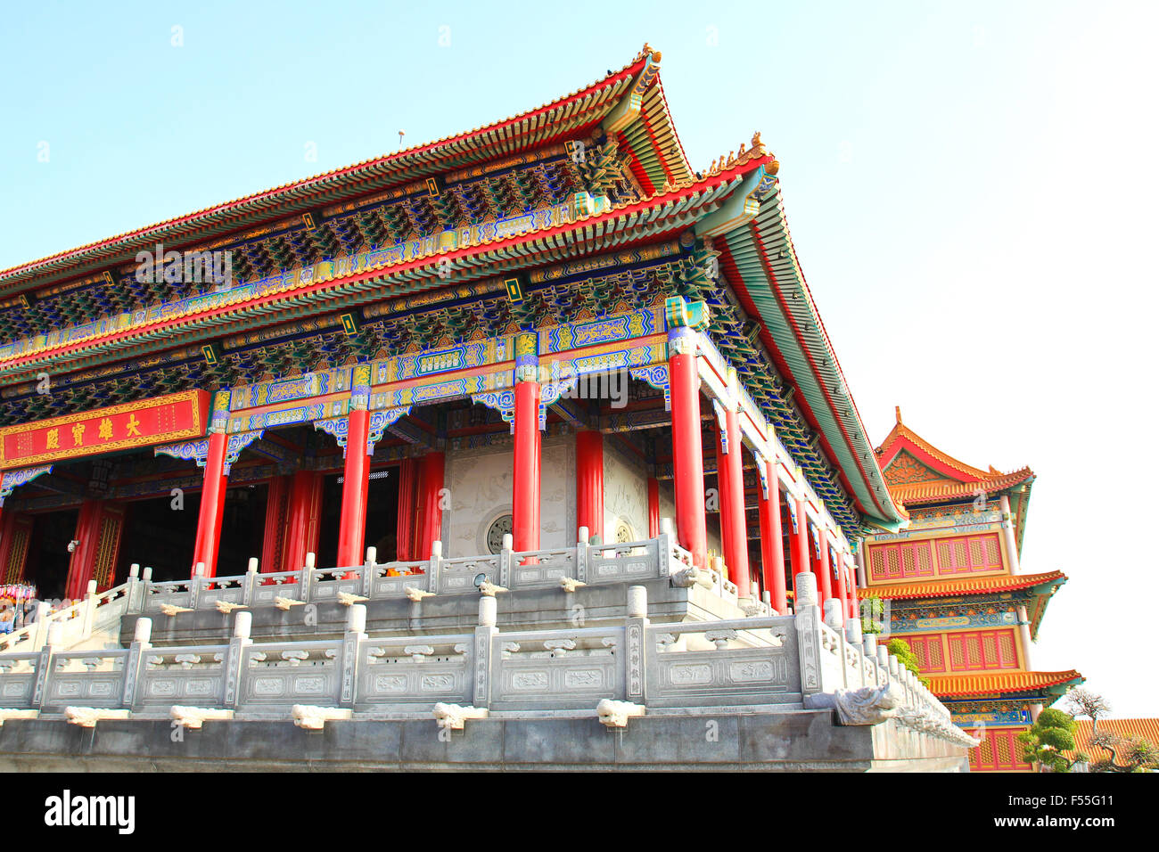 Traditionellen chinesischen Stil Tempel am Wat Leng-Noei-Yi in Nonthaburi, Thailand. Stockfoto