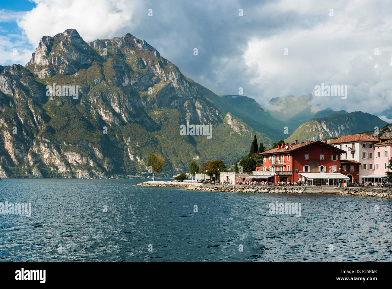 Nordufer Gardasee, Torbole, Provinz Trentino, Italien Stockfoto