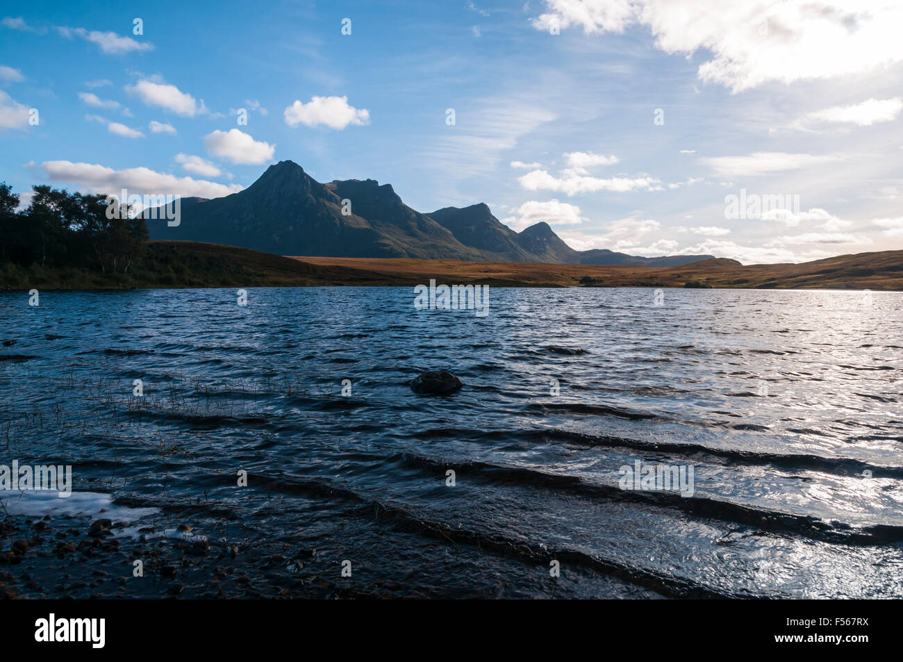 Die Westflanke des Ben Loyal, Sutherland, Schottland, mit man Hakel im Vordergrund Stockfoto
