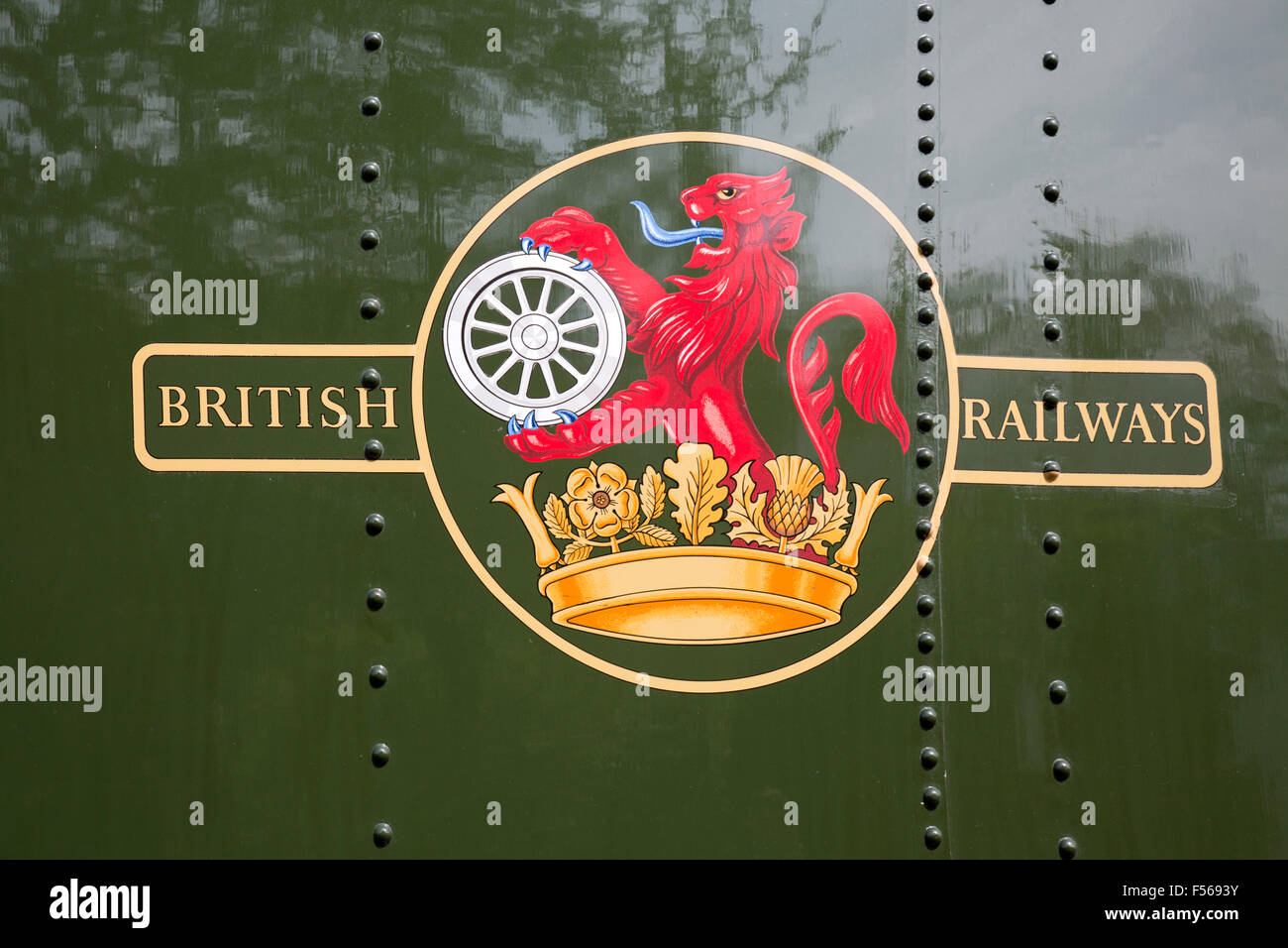 British Railways Emblem; auf Dean Forest Lokomotive; Gloucestershire; UK Stockfoto