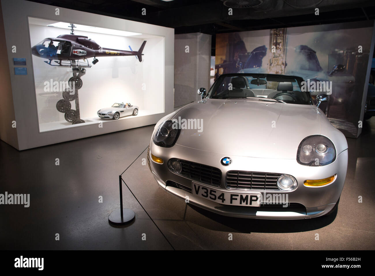 Bond welt -Fotos und -Bildmaterial in hoher Auflösung – Alamy