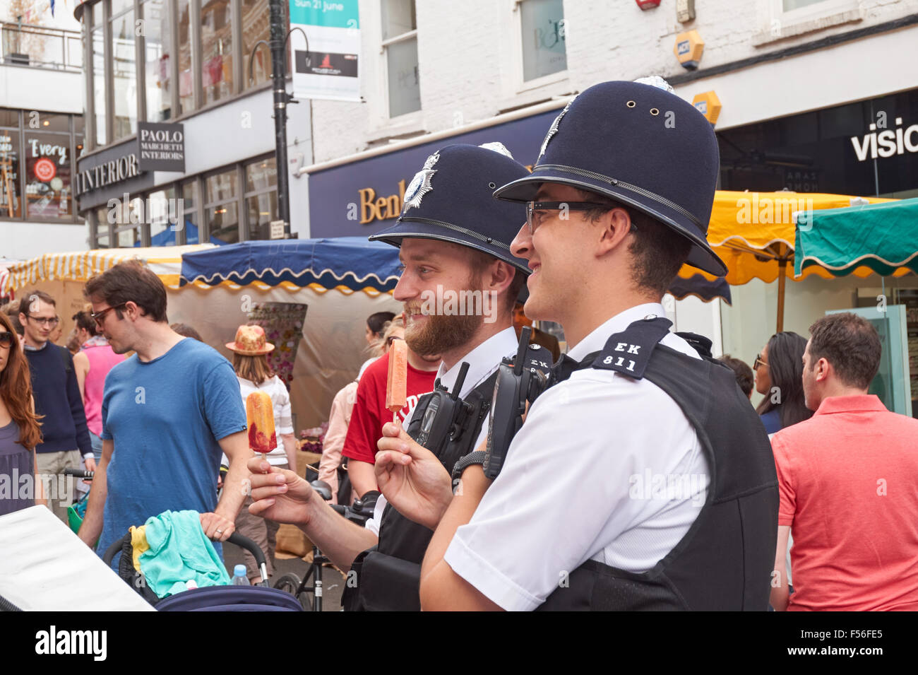Polizei beim Hampstead Summer Festival, London England Vereinigtes Königreich Großbritannien Stockfoto