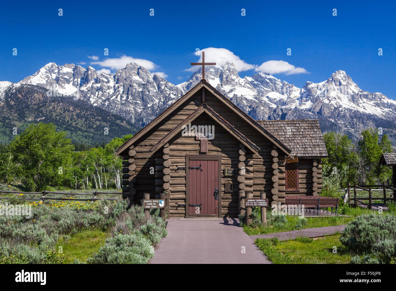 Die Kapelle der Verklärung, bischöfliche in Grand Teton Nationalpark, Wyoming, USA. Stockfoto