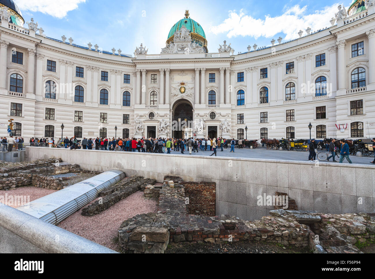 Wien, Österreich - 27. September 2015: Ruine der alten römischen Militärlager in Vindobona keltische Siedlung am Michaelerplatz man Stockfoto