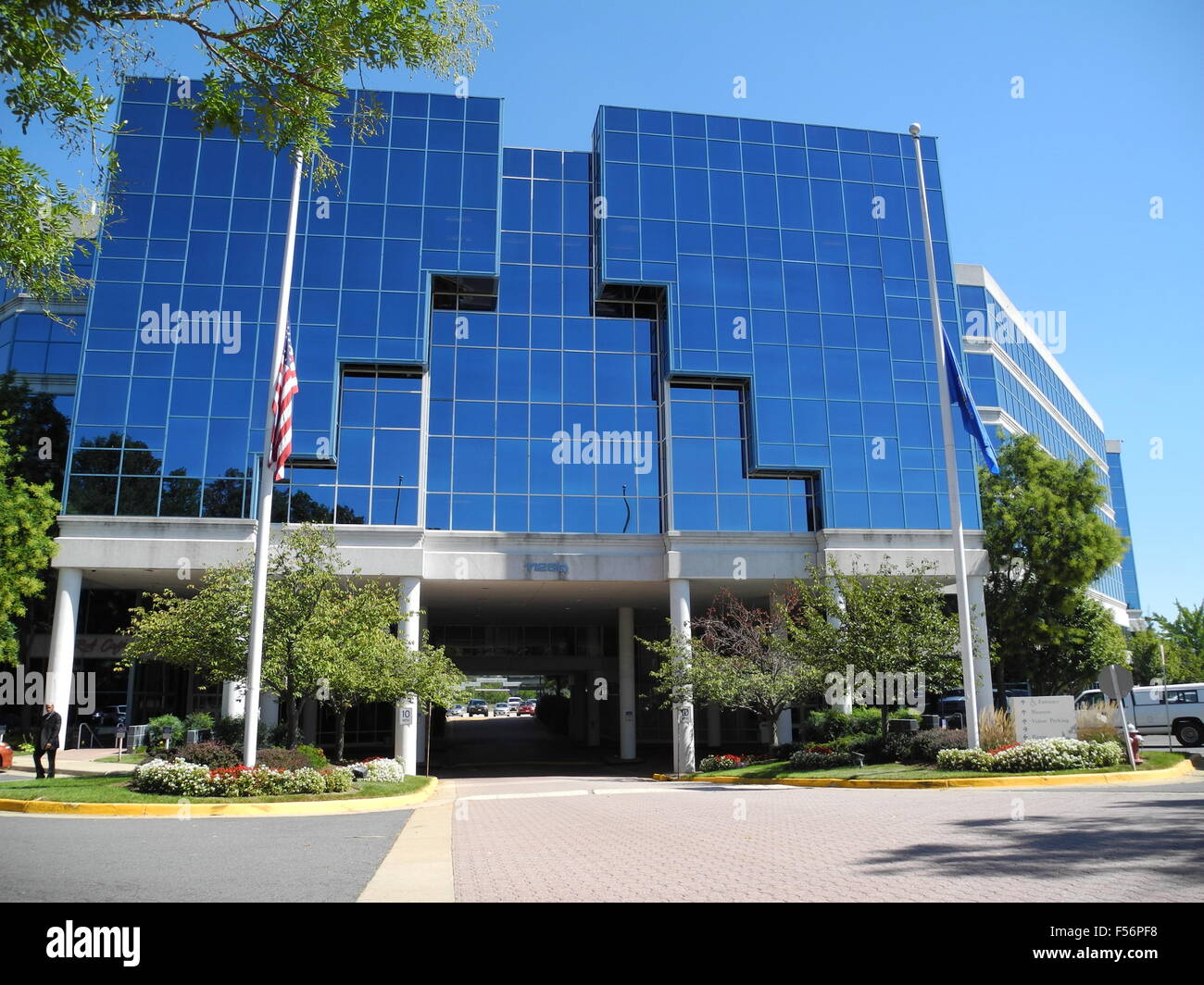 Der Hauptsitz der National Rifle Association in Fairfax, Virginia (USA), aufgenommen am 9. November 2015. Kein entwickeltes Land in der Welt lässt gibt die Bürgern also zu Waffen wie die USA Zugang. Foto: John Schmit-Tegge/dpa Stockfoto
