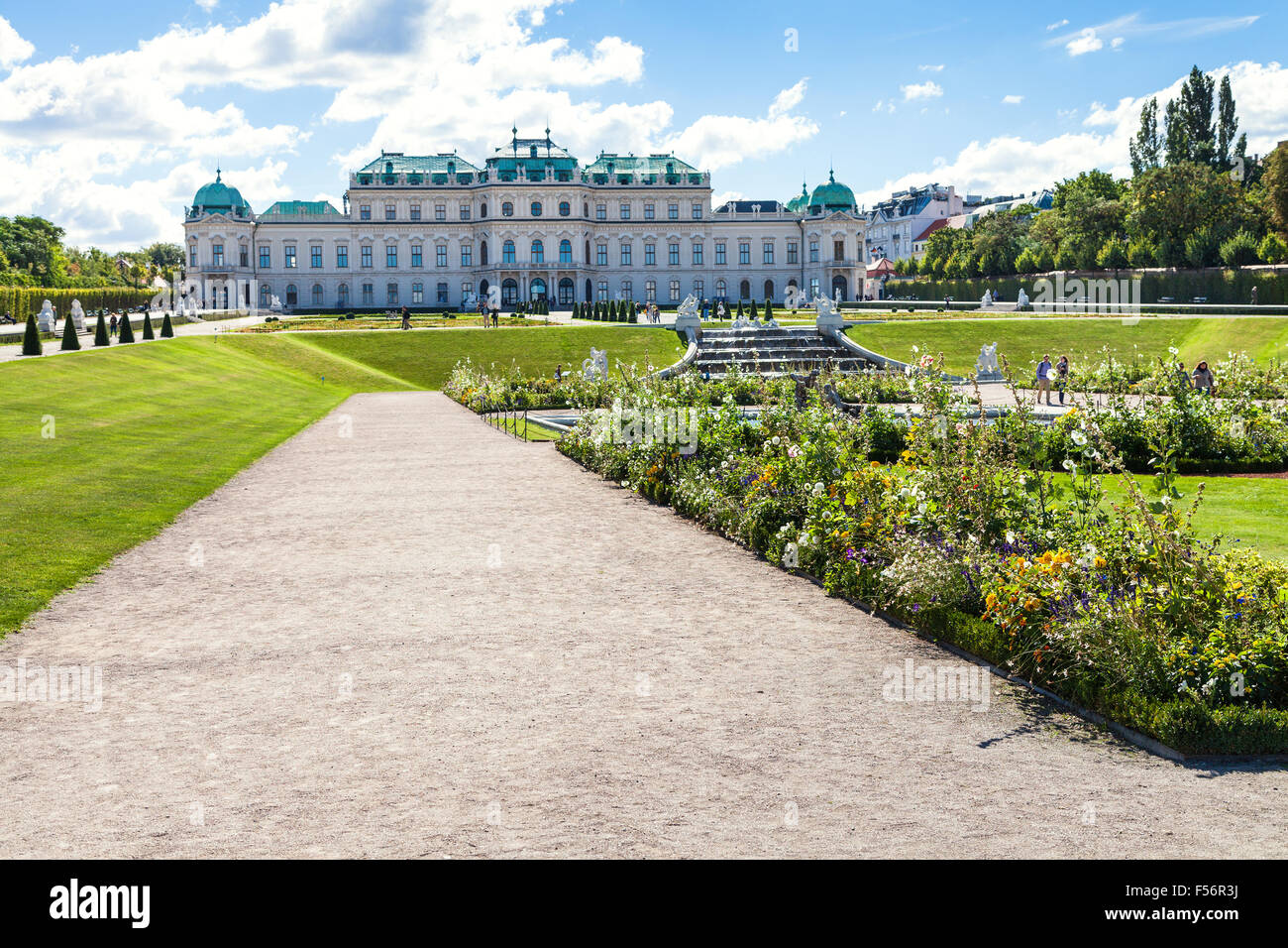 Reisen Sie nach Wien - Pfade zum oberen Schloss Belvedere Garten, Wien, Österreich Stockfoto