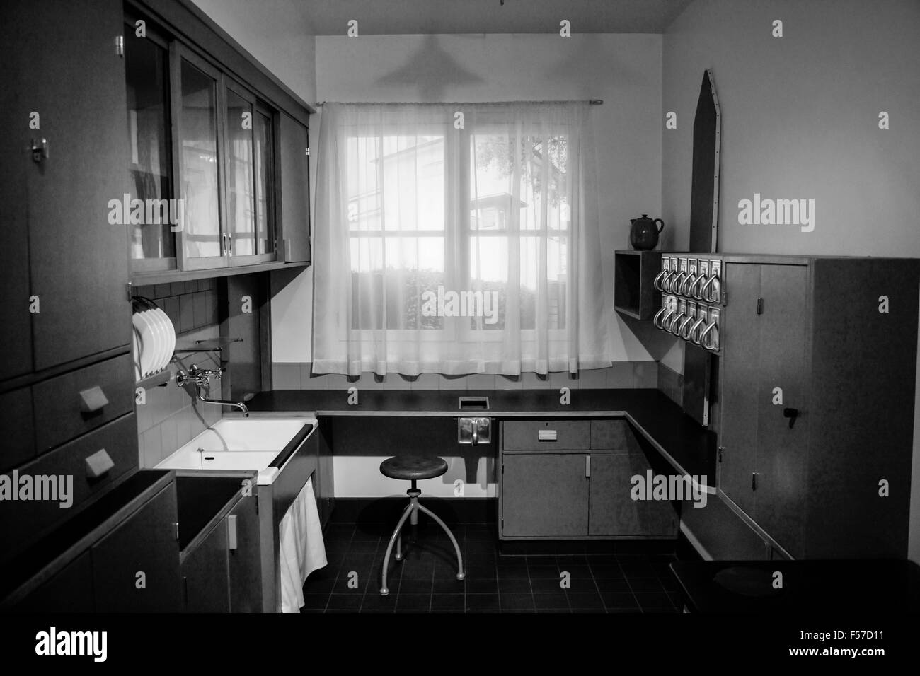 Küche im Stil der 1960er Jahre der Zukunft in einem zurück zum letzten Haus in Minneapolis MN Stockfoto