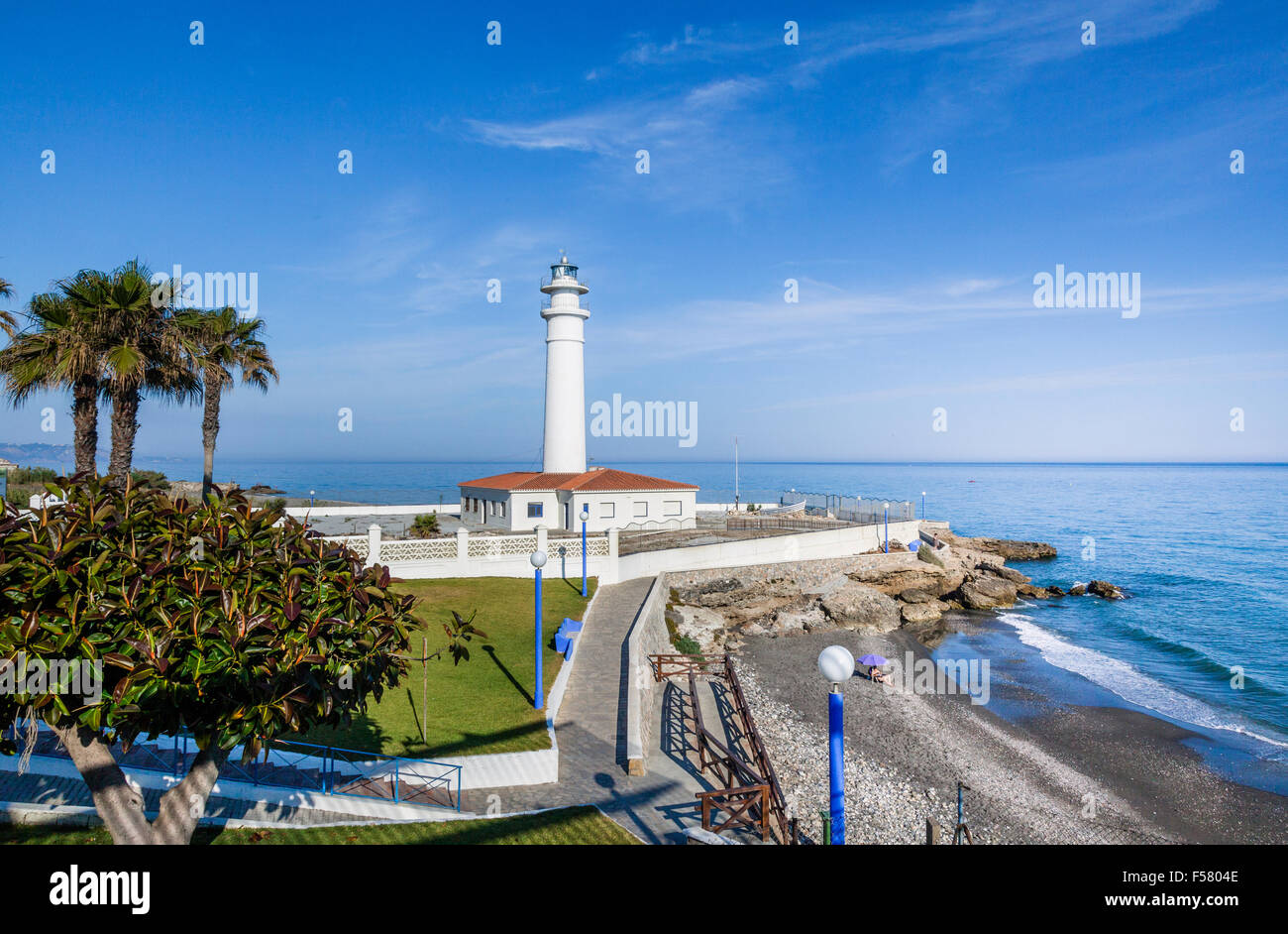 Torrox Leuchtturm, Costa Tropical, Andalusien, Spanien Stockfoto