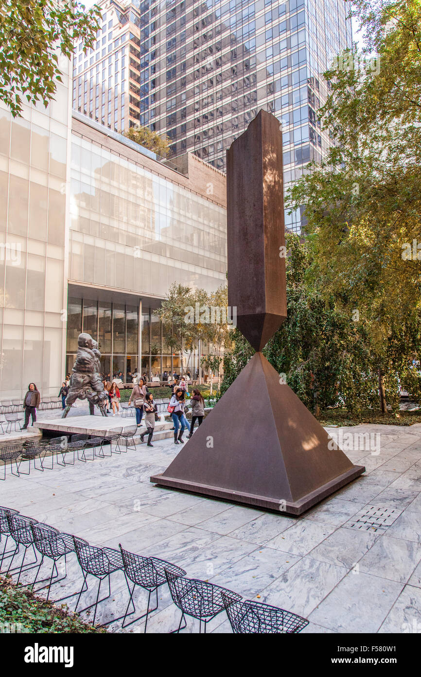 Skulptur Garten, MoMa The Museum of Modern Art, Manhattan, New York City,  Vereinigte Staaten von Amerika Stockfotografie - Alamy