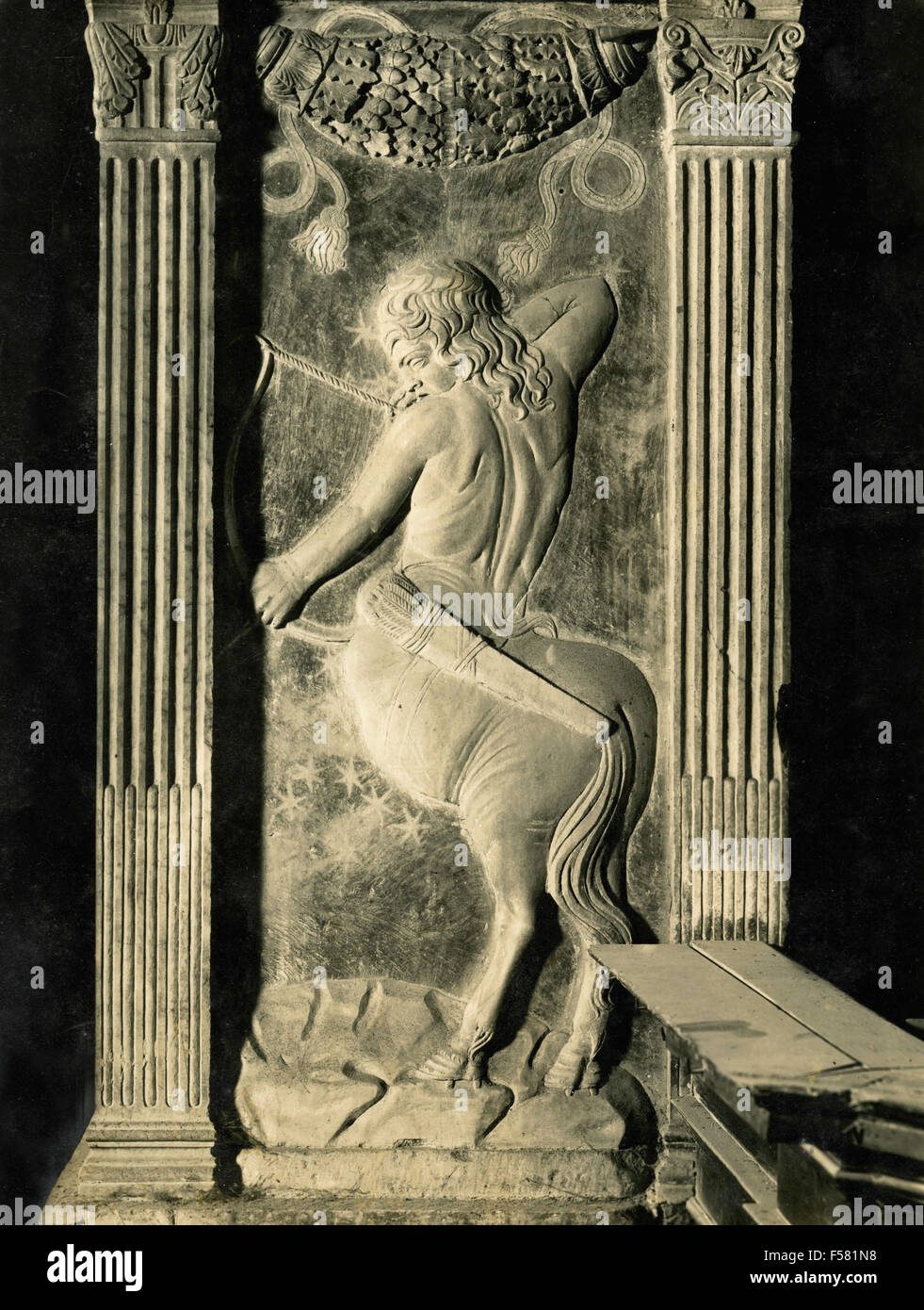 Tierkreiszeichen: Schütze, Malatesta-Tempel, Rimini, Italien Stockfoto