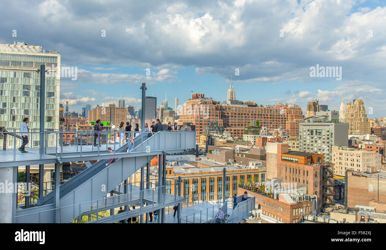 Eine äußere Aufnahme im neuen Gebäude von dem Whitney Museum of American Art auf 22.05.15 genommen. Stockfoto