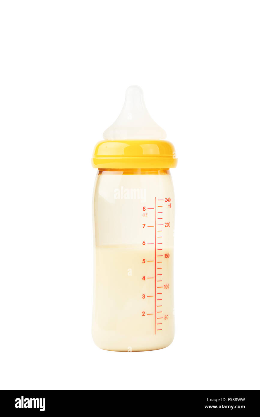 vollständige Aufnahme des Baby-Flasche mit Milch, isoliert auf weiss Stockfoto