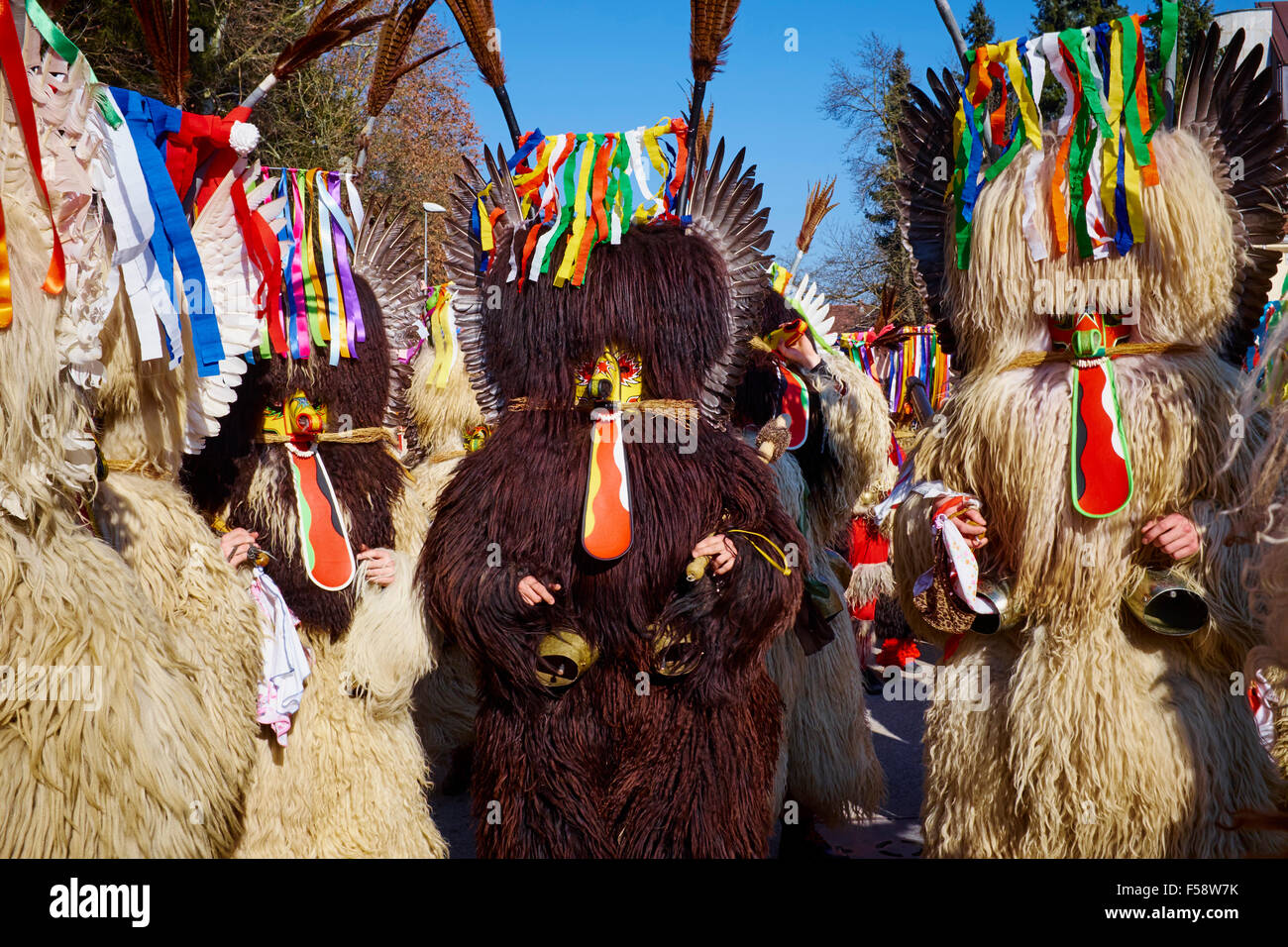 Ptuj, Slowenien, untere Steiermark, Stadt an den Ufern des Flusses Drau, Karneval. Die Kurent sind die Hauptfigur trägt eine massive sie Stockfoto