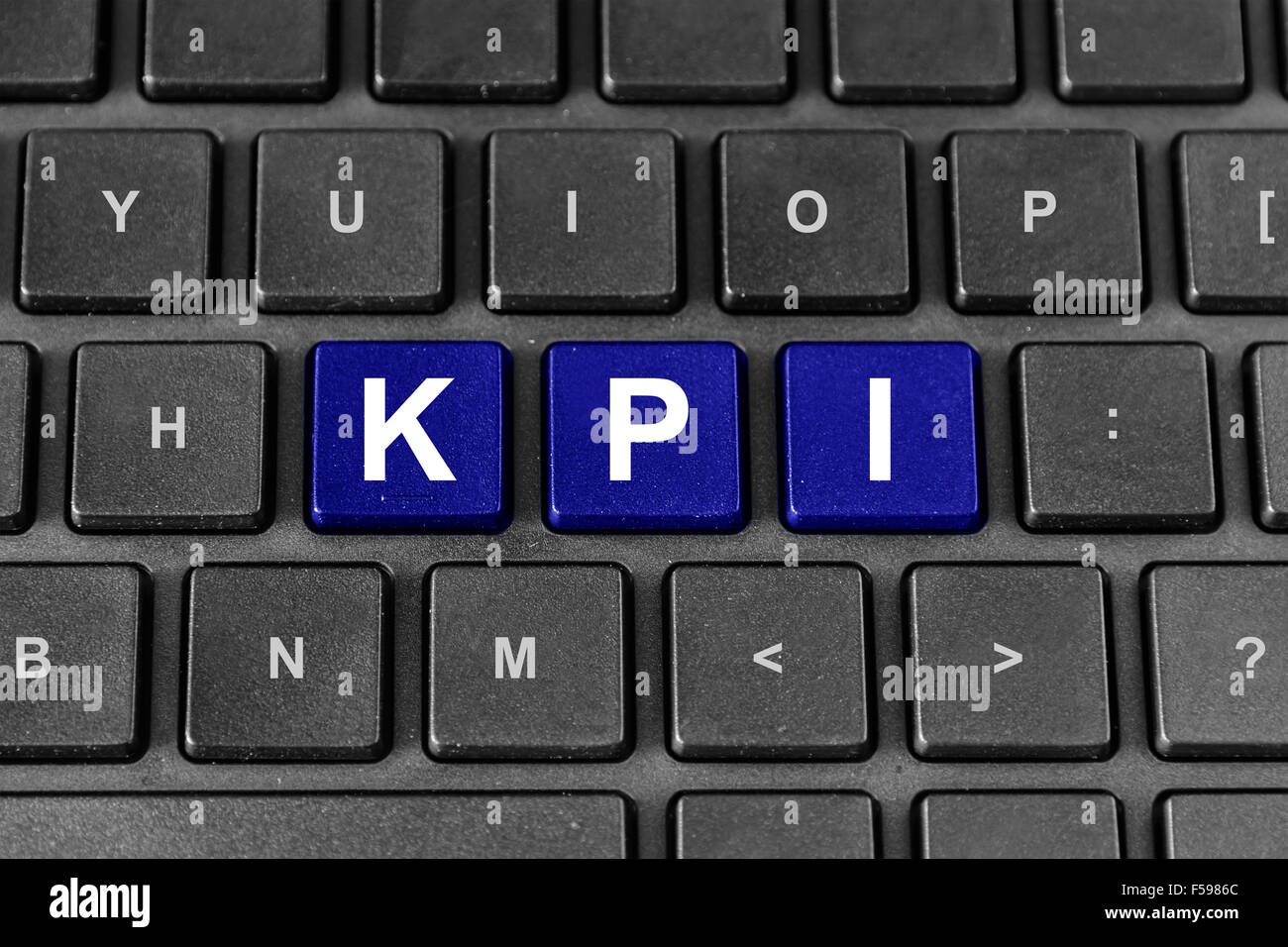 KPI oder Key Performance Indicator Blau Wort auf Tastatur Stockfoto