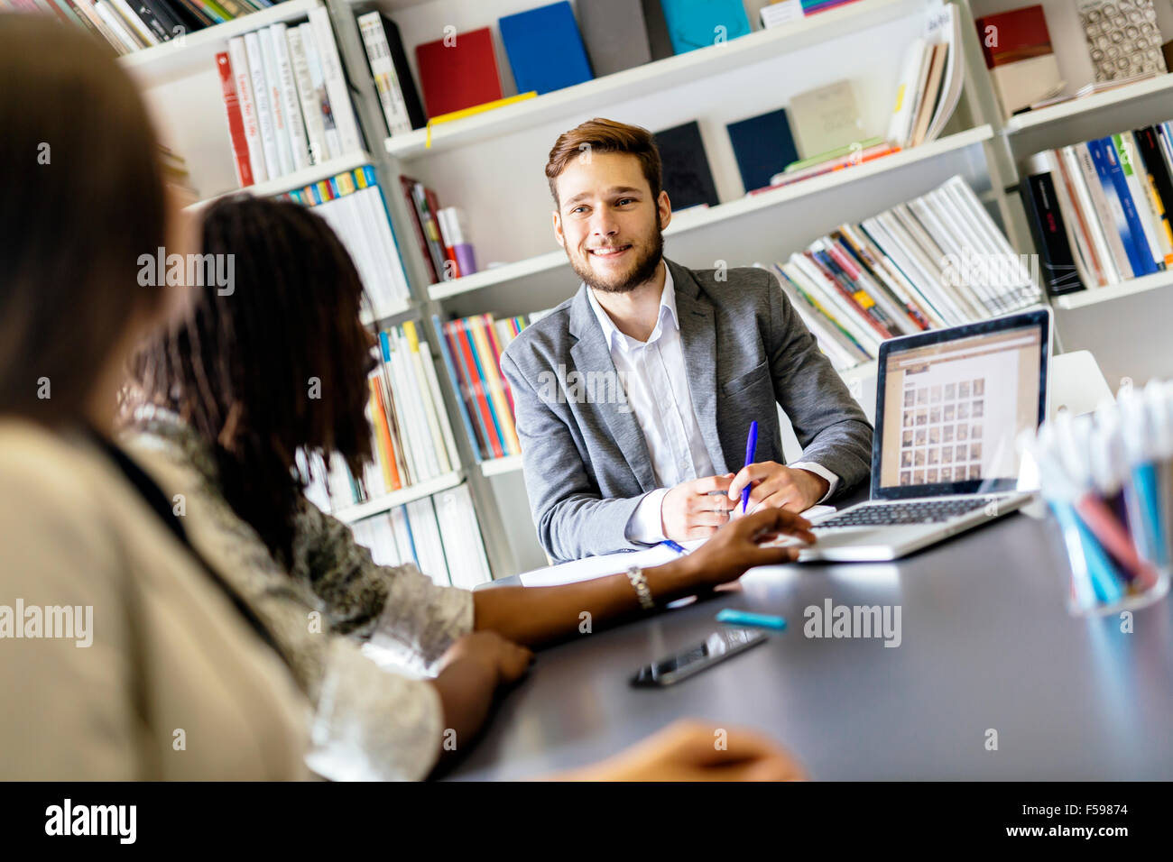 Business-Meeting im Büro und Präsentation Stockfoto