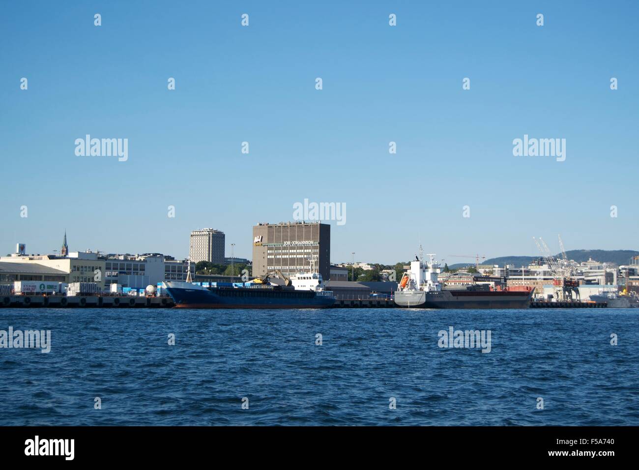 Segeln Sie Anlegestelle Hafen Anker Yacht Oslo Meerwasser Schiffe Stockfoto