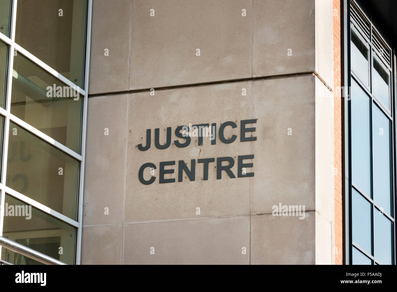 Justizzentrum ersetzt Magistrates Court, UK. Stockfoto