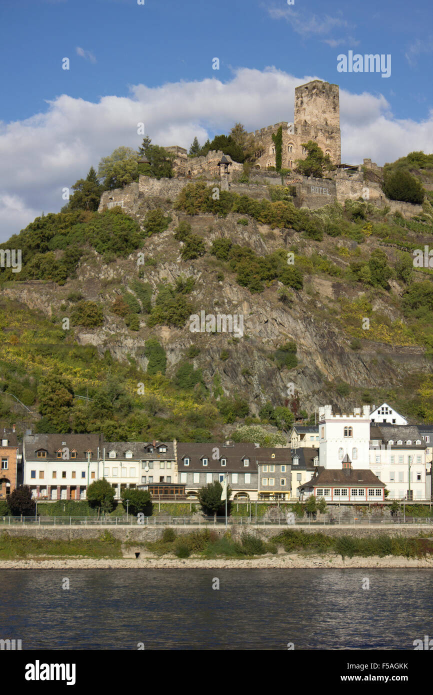 Schloss umgewandelt in ein Hotel am Rhein, Deutschland. Stockfoto