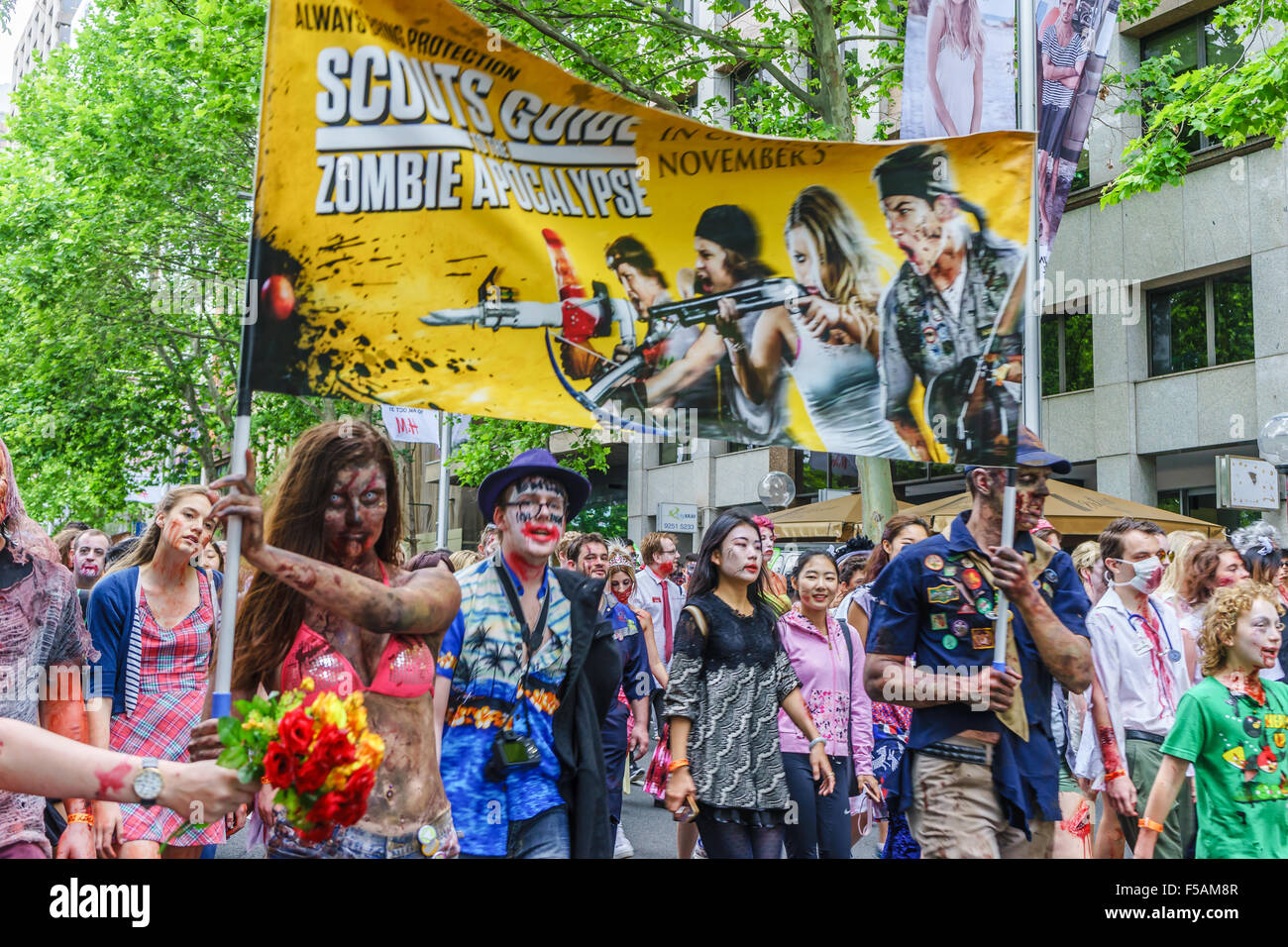 Sydney Zombie Walk schärft das Bewusstsein für die Gehirn-Foundation. Halloween, 2015. Stockfoto