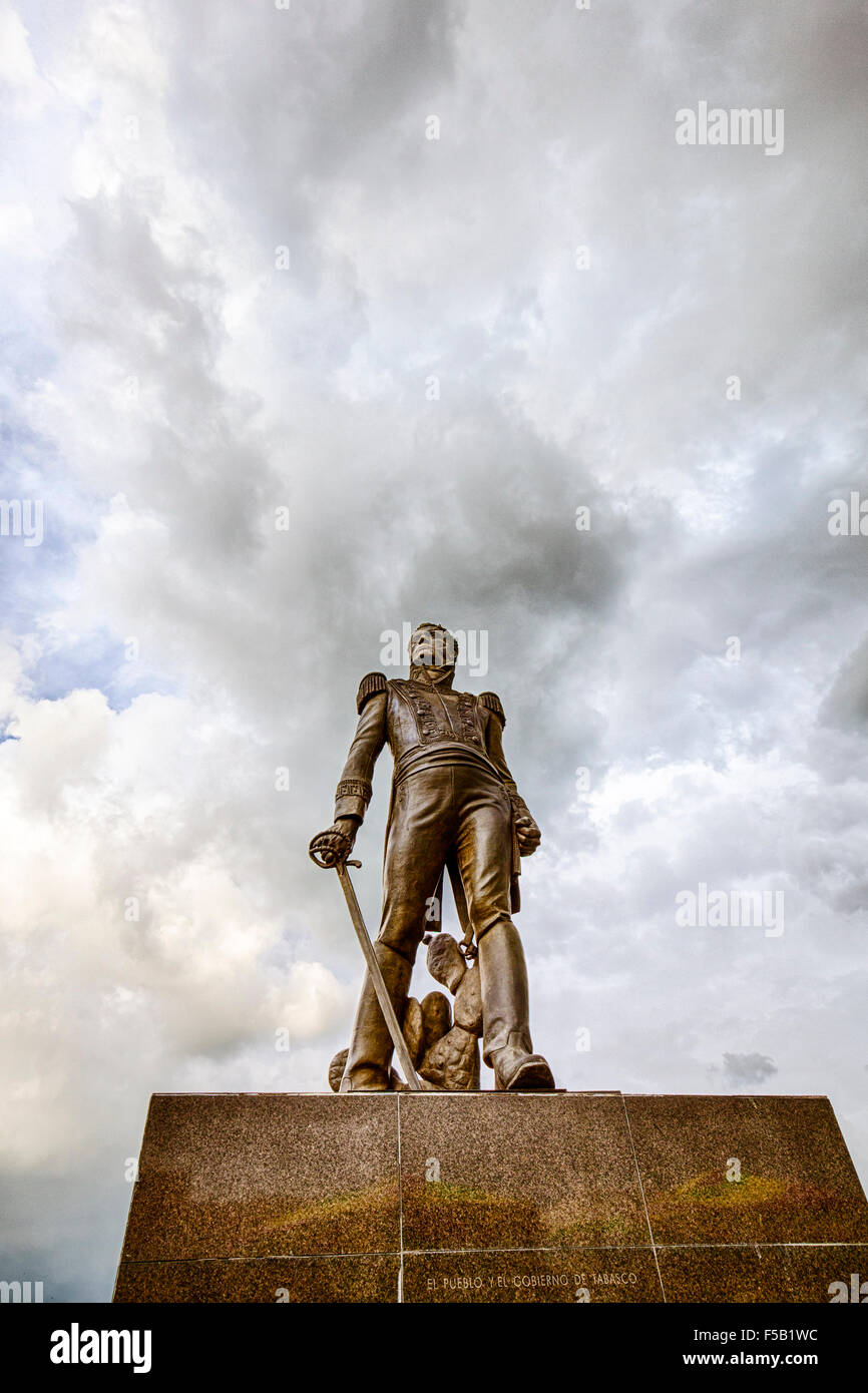 Statue von Vicente Guerrero auf dem Platz der Innenstadt von Villahermosa, Tabasco, Mexiko. Stockfoto