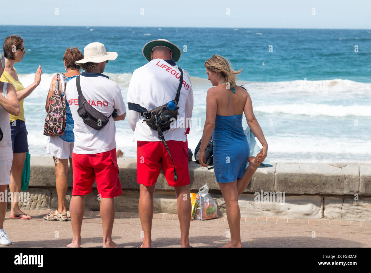 Surfen Sie Rettung Rettungsschwimmer am Manly Beach, Sydney, Australien, einen Freiwilligendienst in Australien Stockfoto