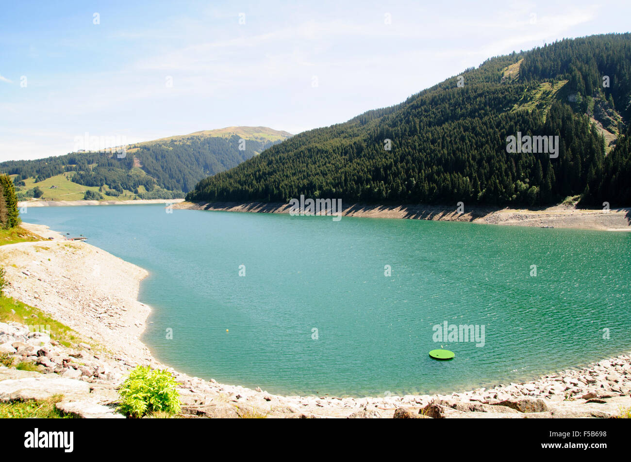 Funsingau Damm und macht Pflanzen in der Nähe von Gerlos Pass, Zillertal, Tirol, Österreich Stockfoto